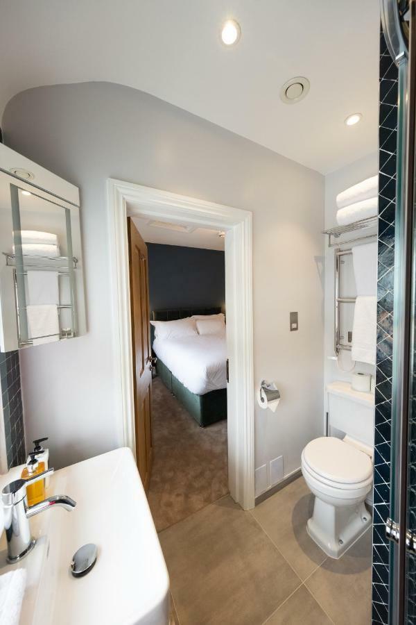 Hotel The Kings Arms Kingston upon Thames  Zewnętrze zdjęcie